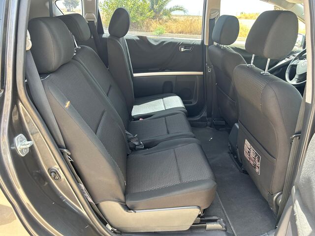 TOYOTA COROLLA VERSO 2.2 D4D SPANISH LHD IN SPAIN 91000 MILES 7 SEATS SUPERB 2008